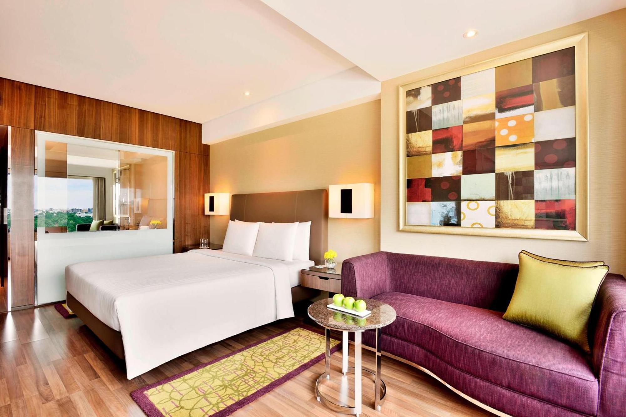 Courtyard By Marriott Chennai Hotel Exterior foto